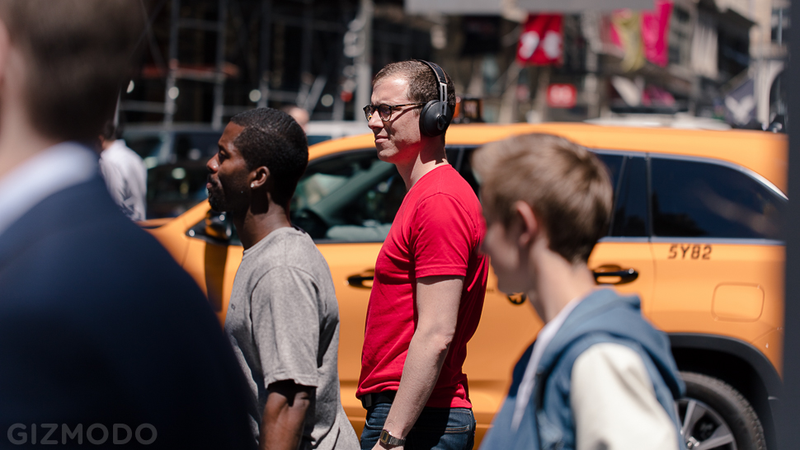 Illustration for article titled Sennheiser's New $500 Wireless Headphones Only Work Well With a Wire